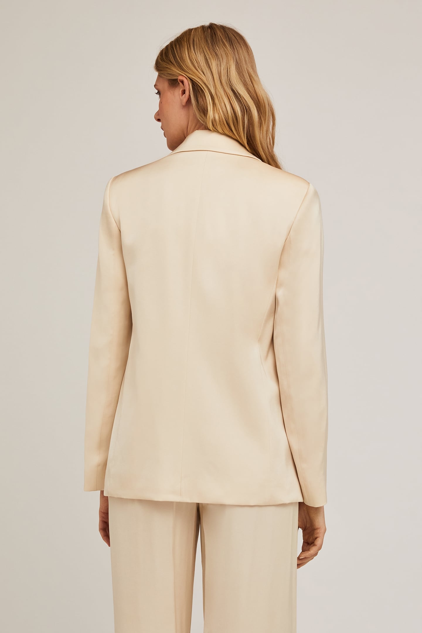 SATIN SINGLE-BREASTED BLAZER BEIGE 2