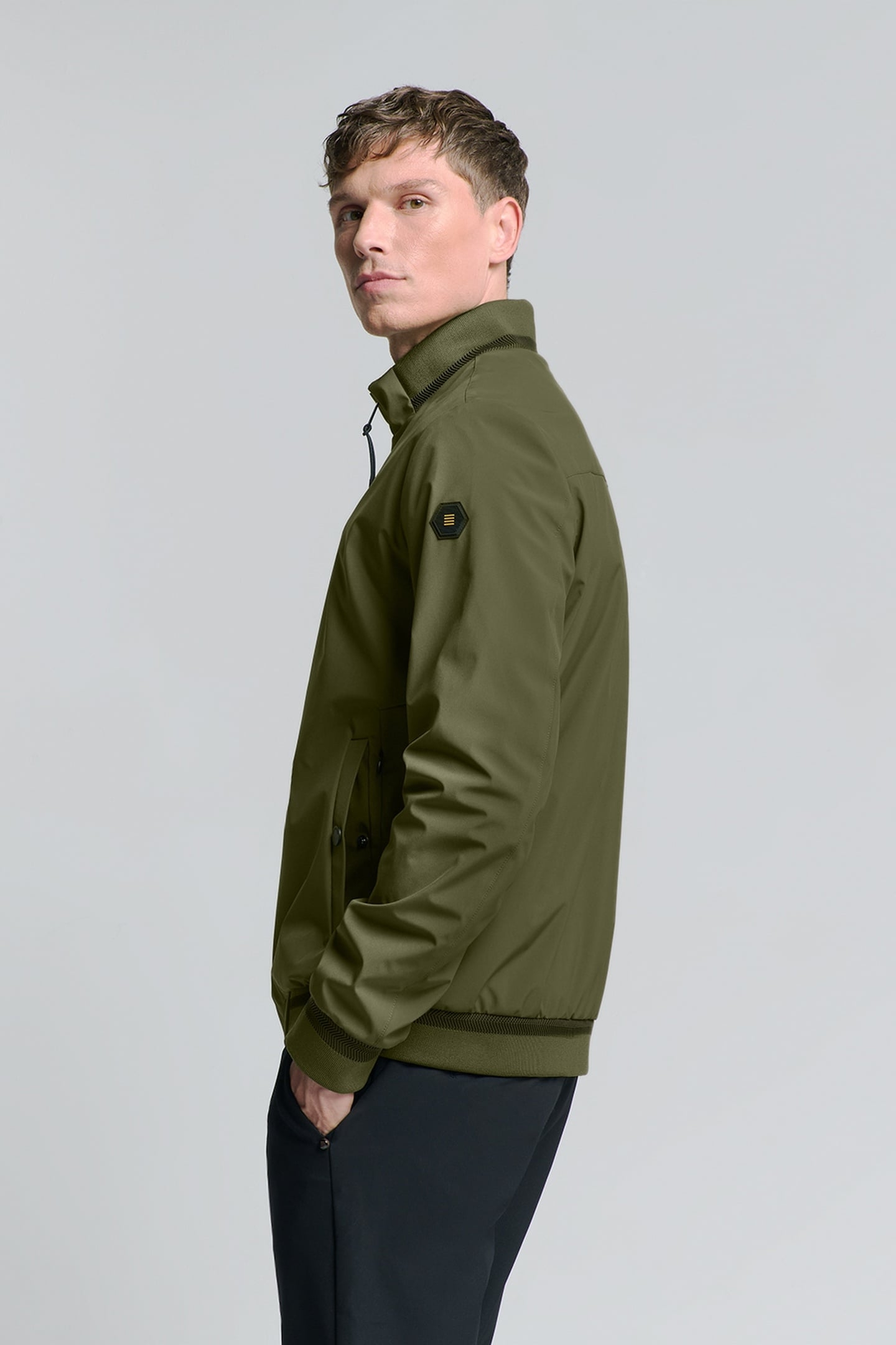 JACKET SHORT FIT CLEAN SOFT DARK MOSS 3