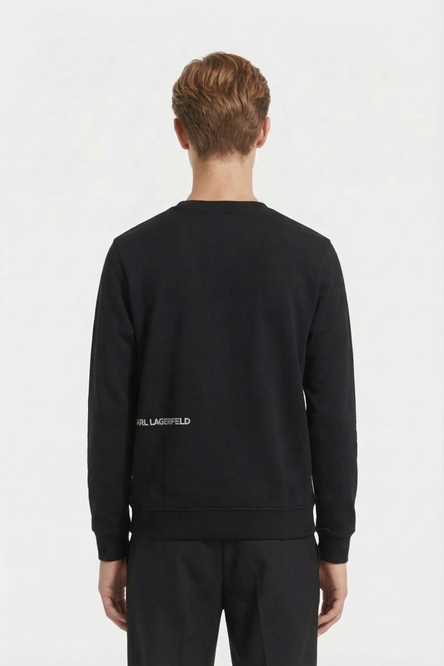 BLACK SWEAT CREWNECK 2