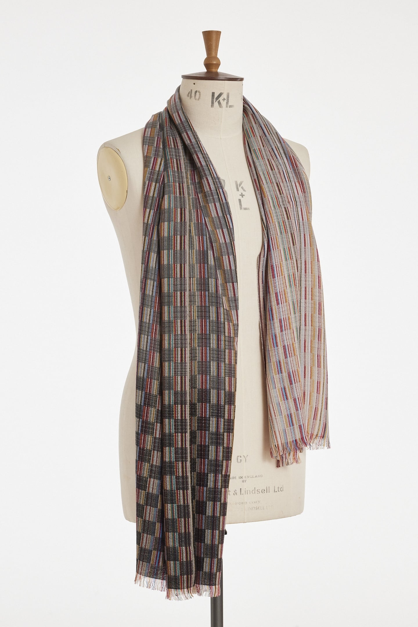 SCARF WEAVE SIGNATURE GREY 2