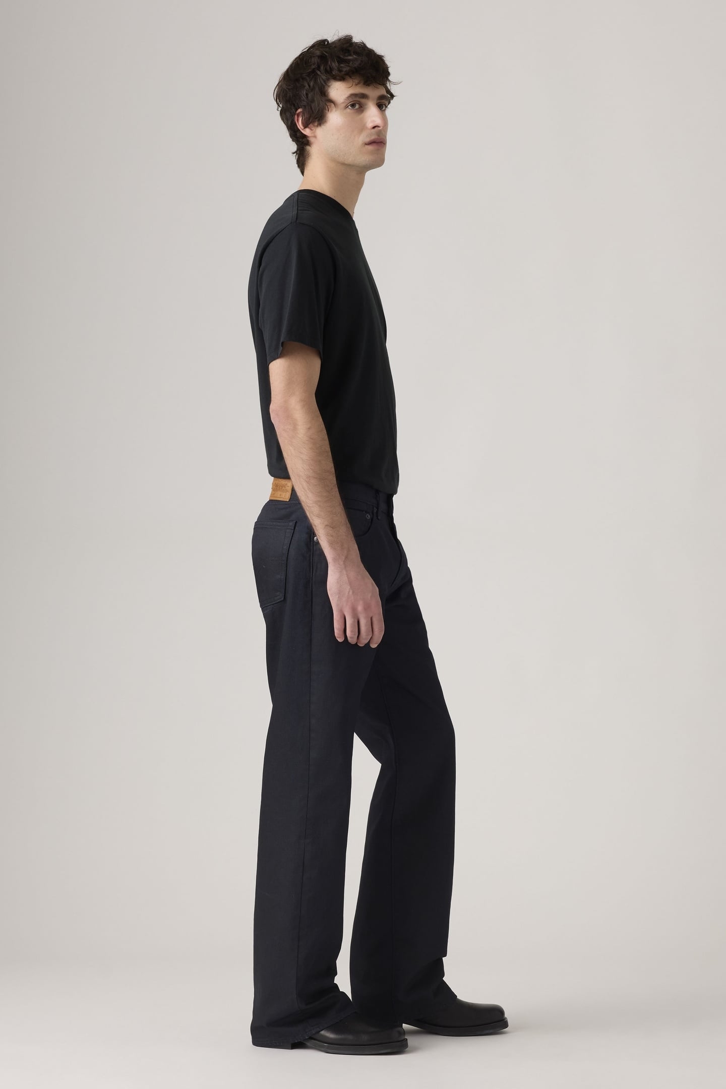 567™ RELAXED FLARE JEANS BLUE 3