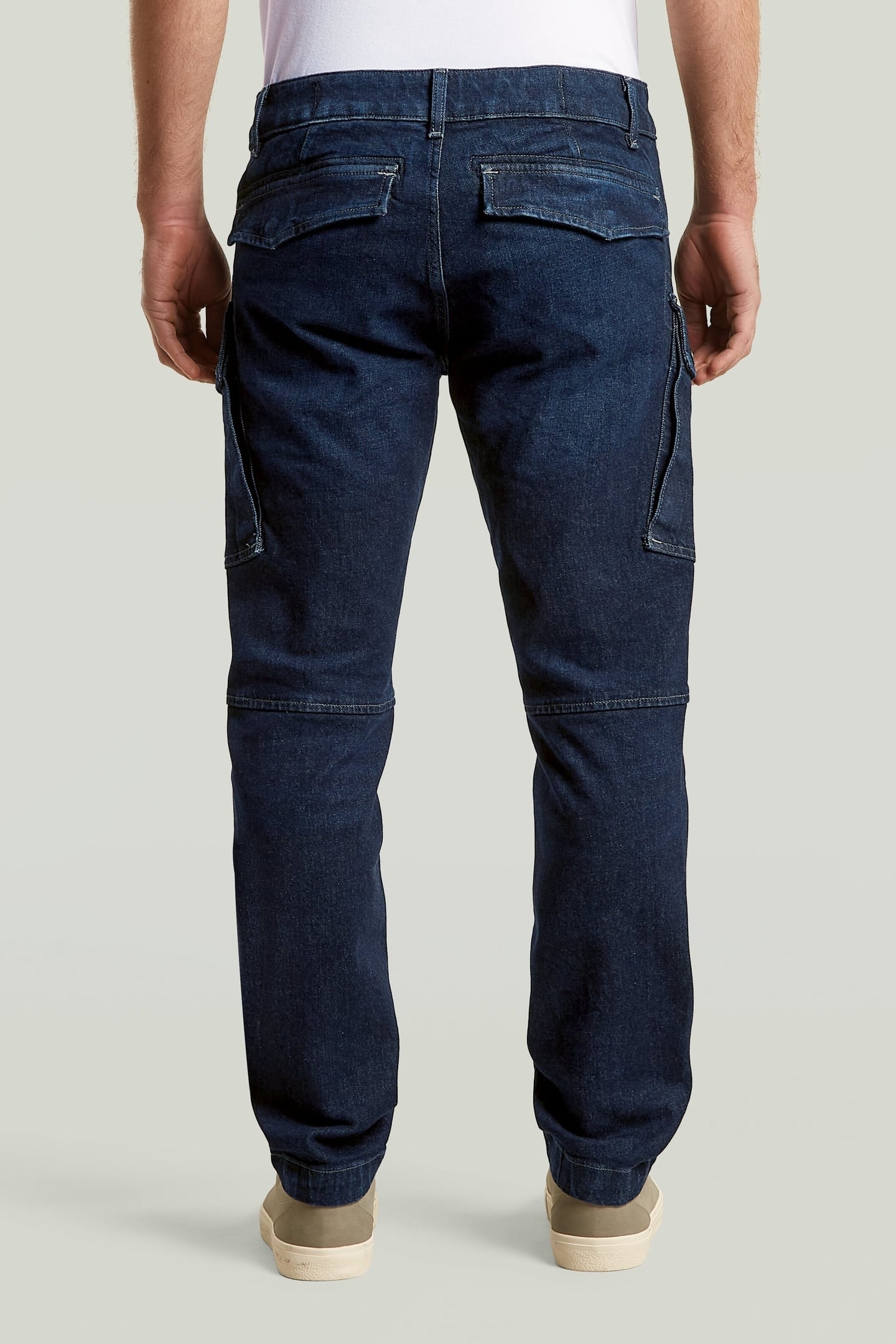 ROXIC REGULAR TAPERED JEANS WORN IN DEEP MARINE 3