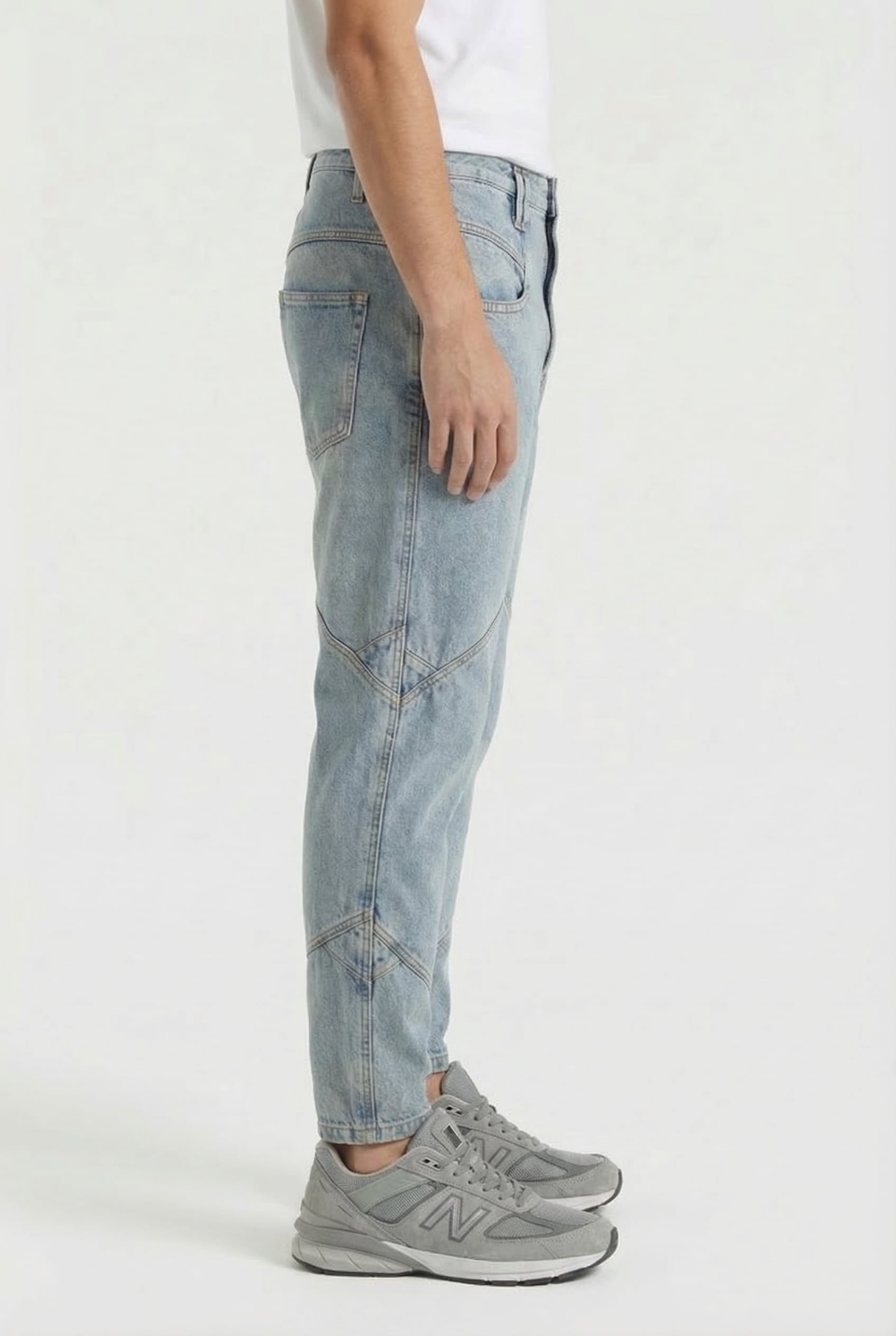 JOWLAND LIGHT GREY 3