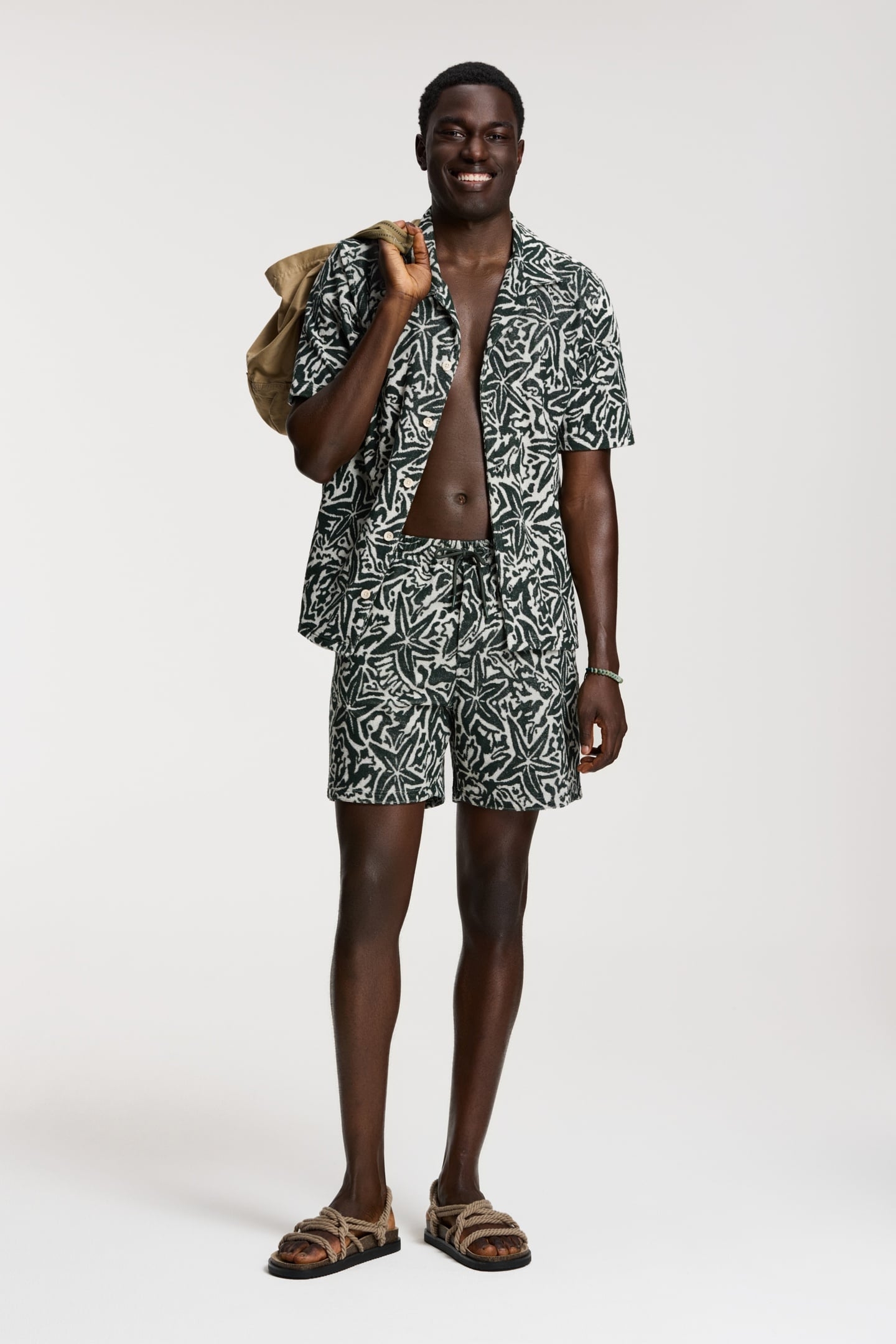 TONY TOWELING SHORTS GREEN LEAF STARFISH 4