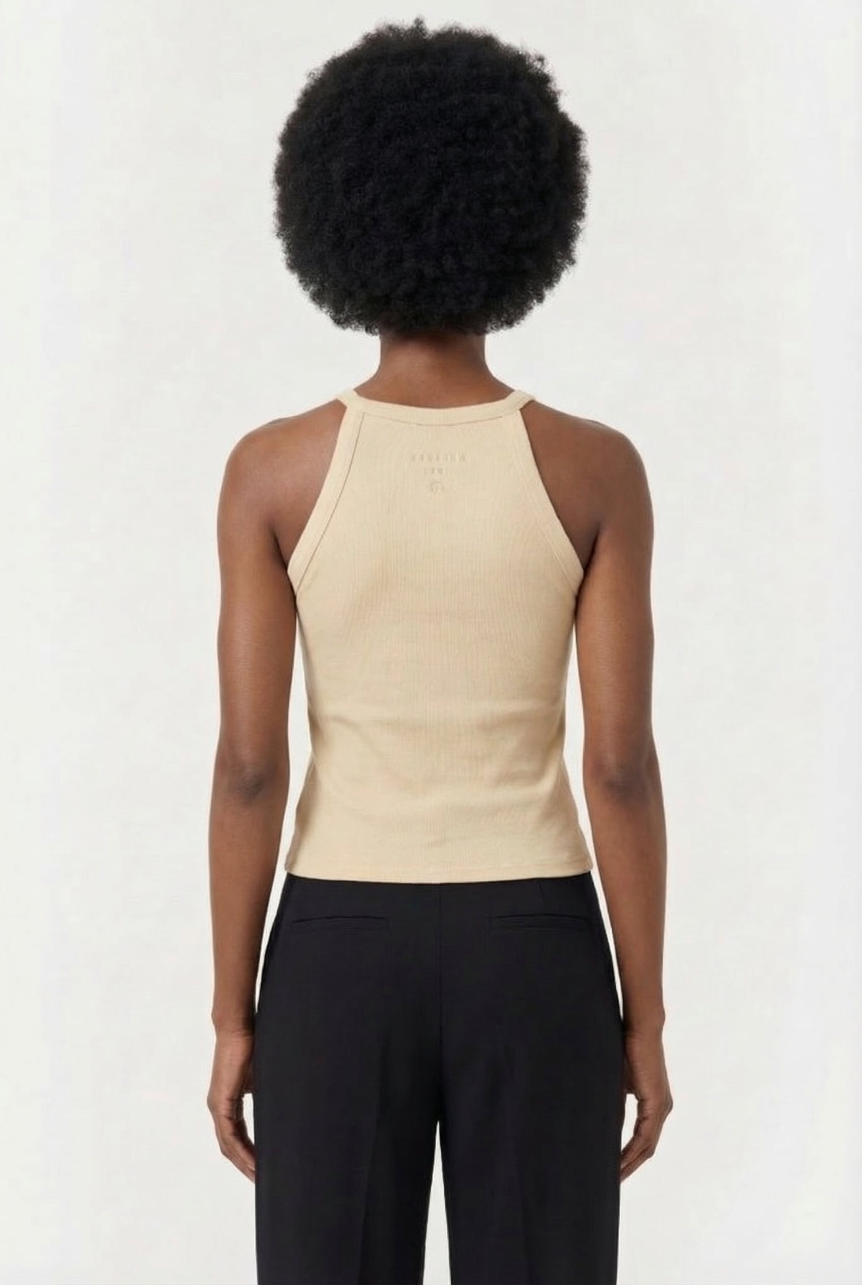 HEATHER SINGLET DUSTY SAND 2