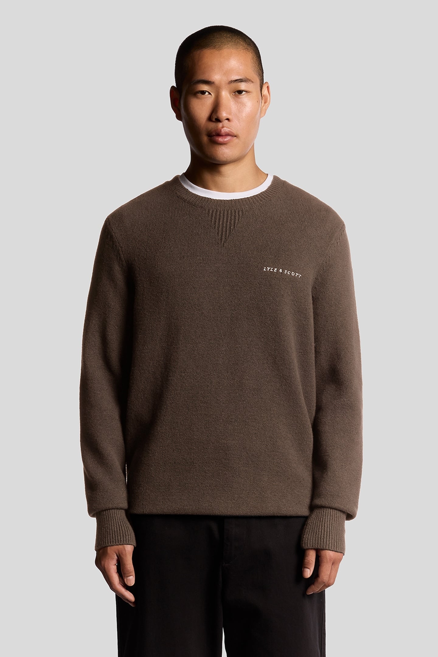 SCRIPT KNITTED CREW NECK DEEP SEPIA 2