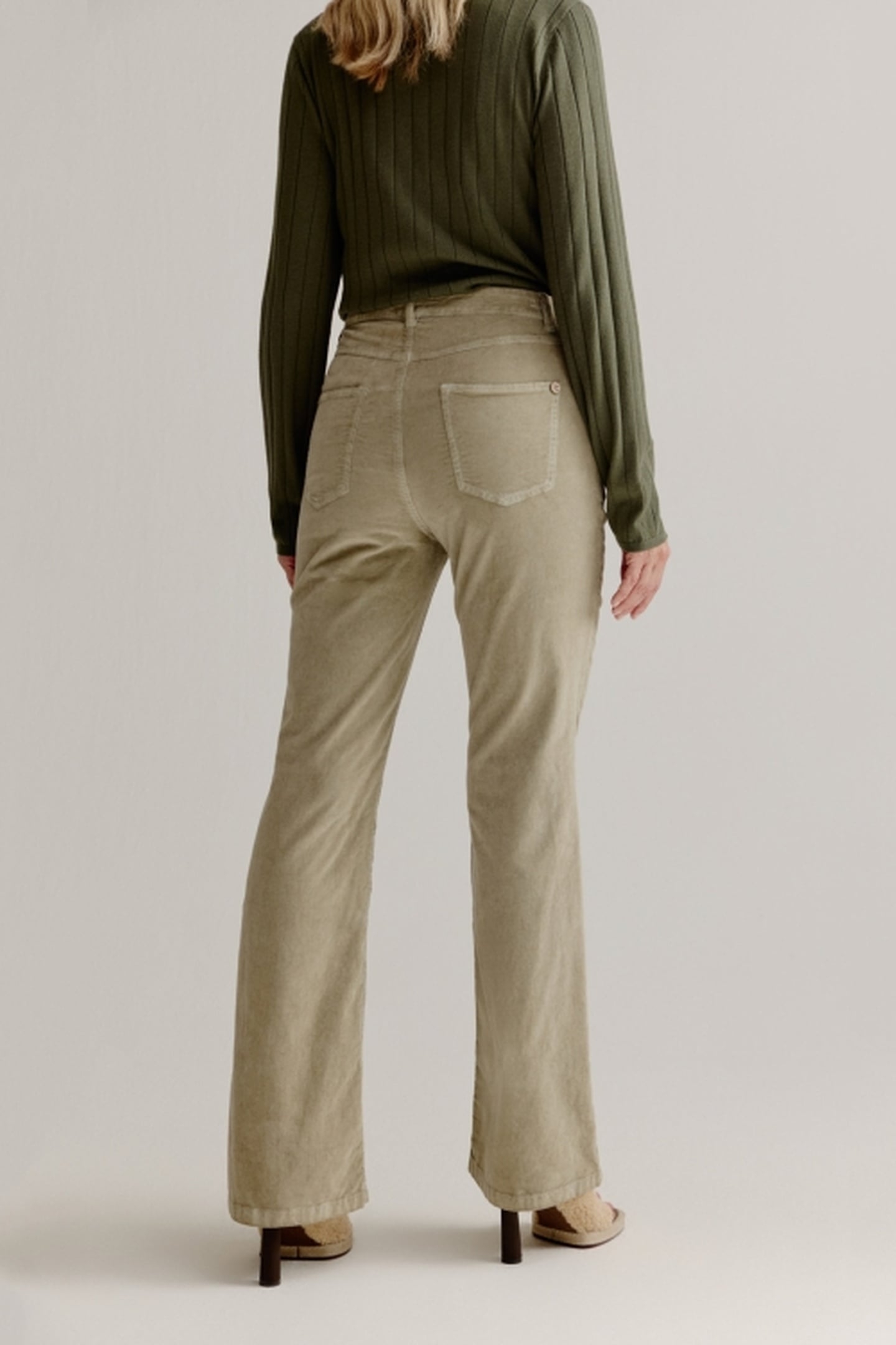ALESSANDRO PANTS LIGHT KHAKI 4