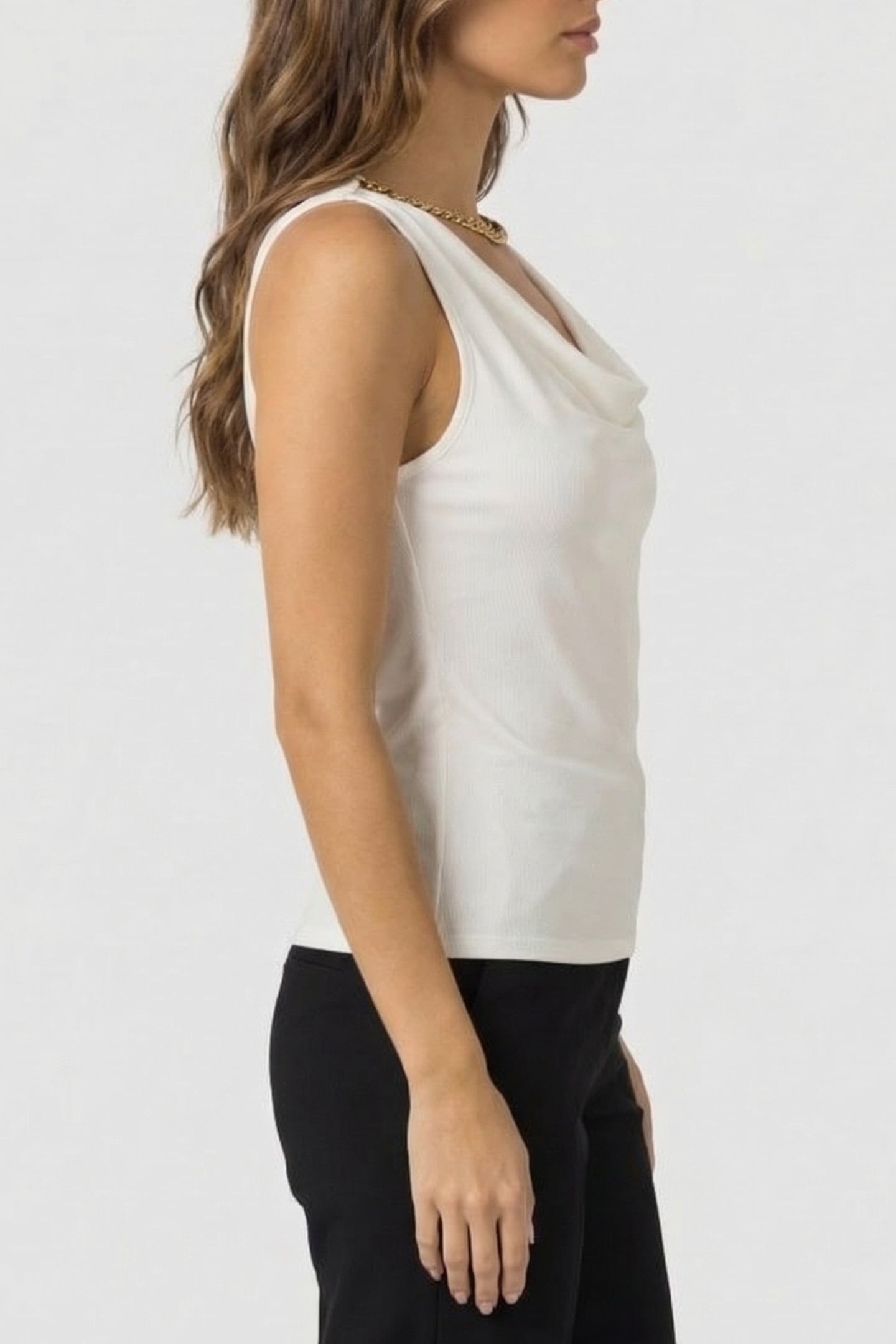 MARCIANO BY GUESS ALVA CHAIN SL TOP SANDY SHORE 3