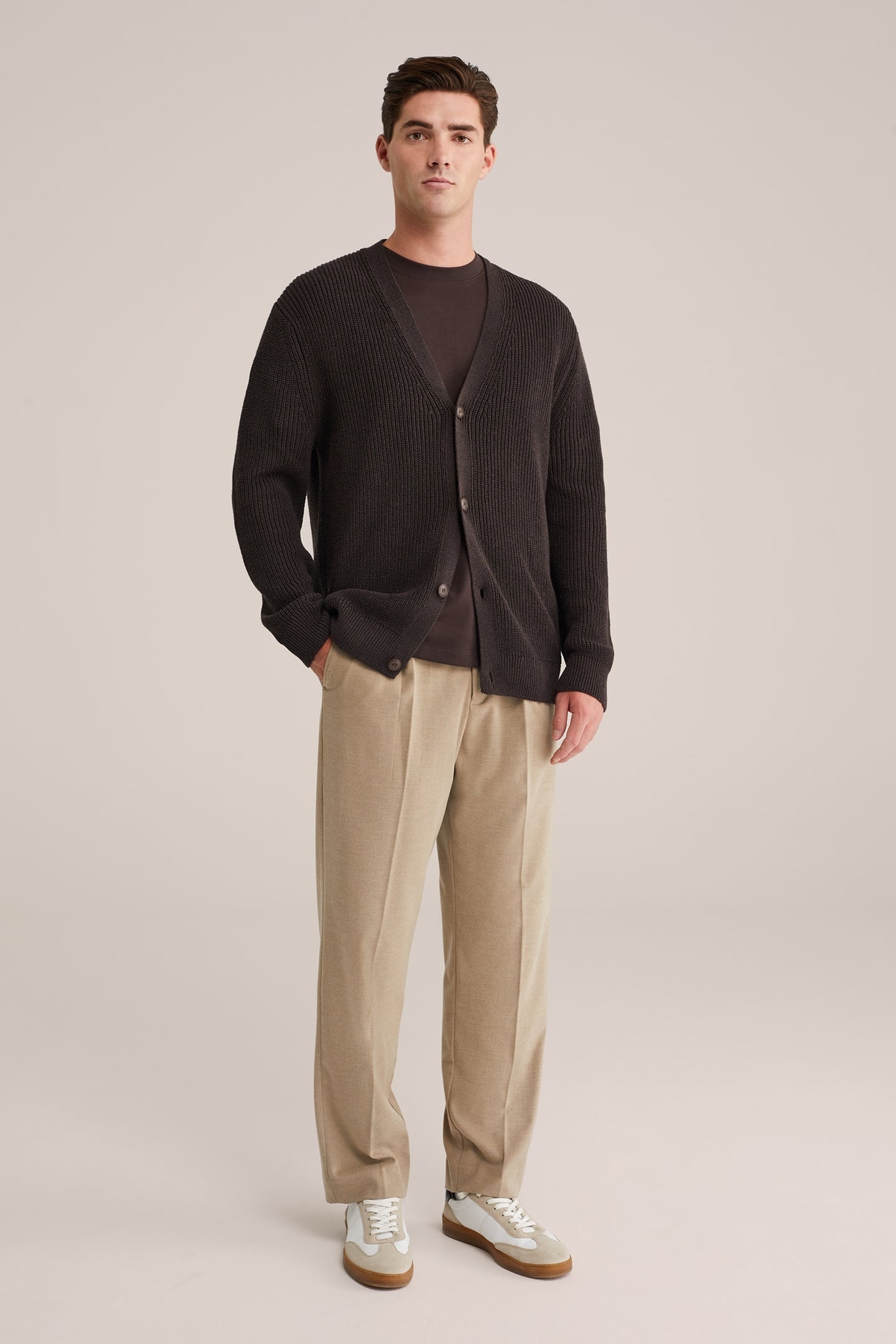 CARDIGAN DARK BROWN 3