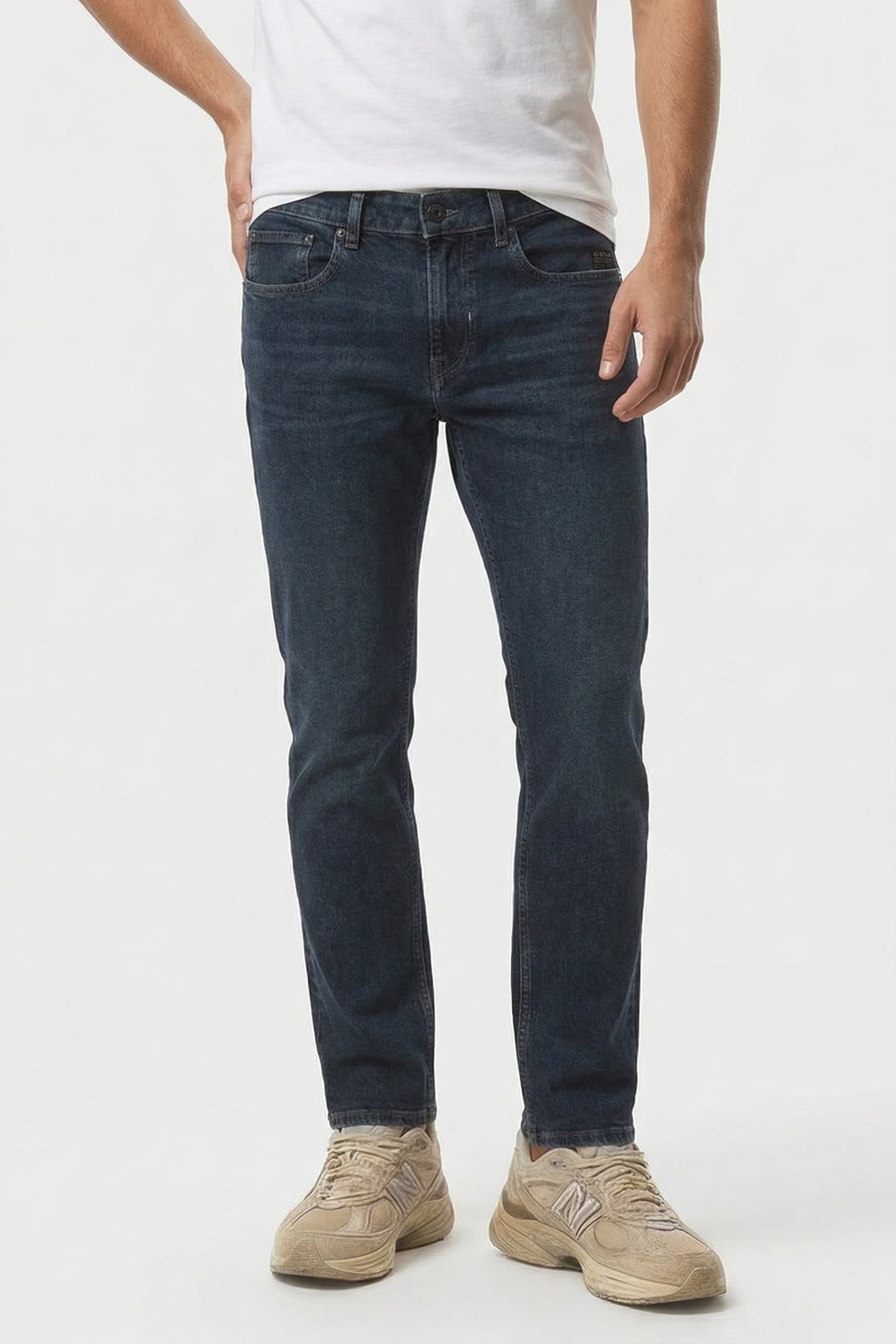 MOSA STRAIGHT JEANS WORN IN FUNNEL CLOUD 1