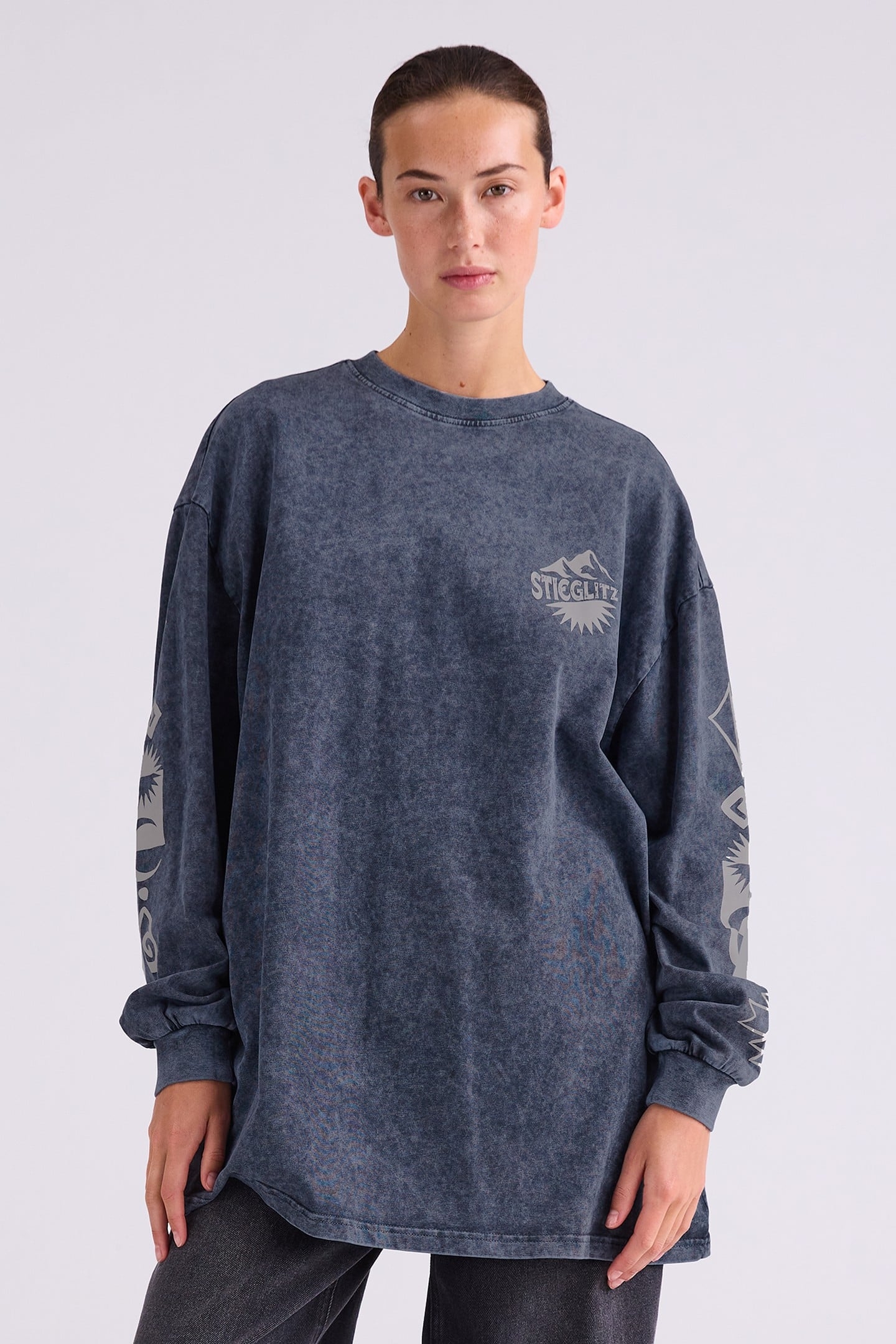 BENJAMIN SKATE LONGSLEEVE BLACK 1