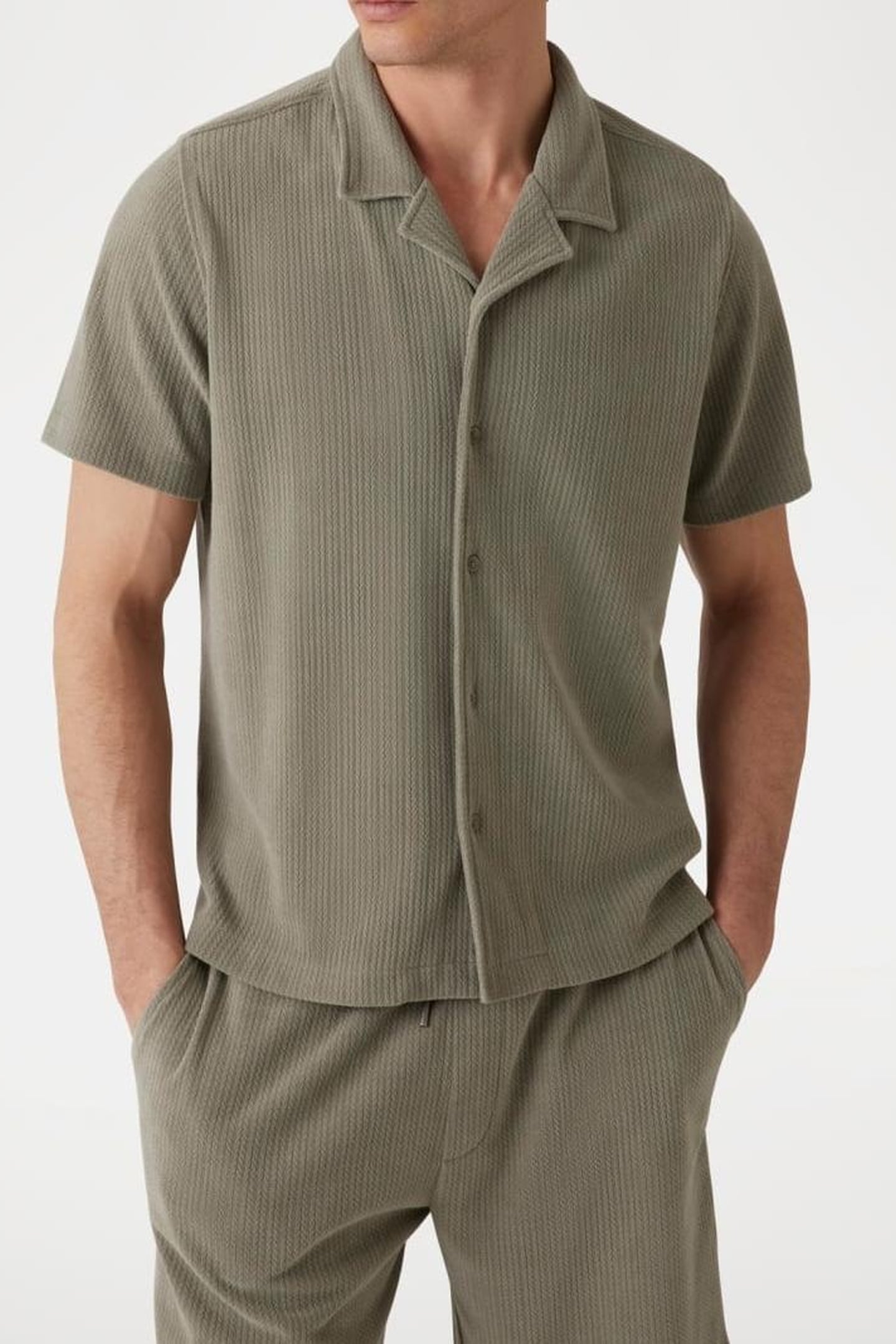 GUESS ECO SS BARON TEXTURED KN SAGE PLANT 1