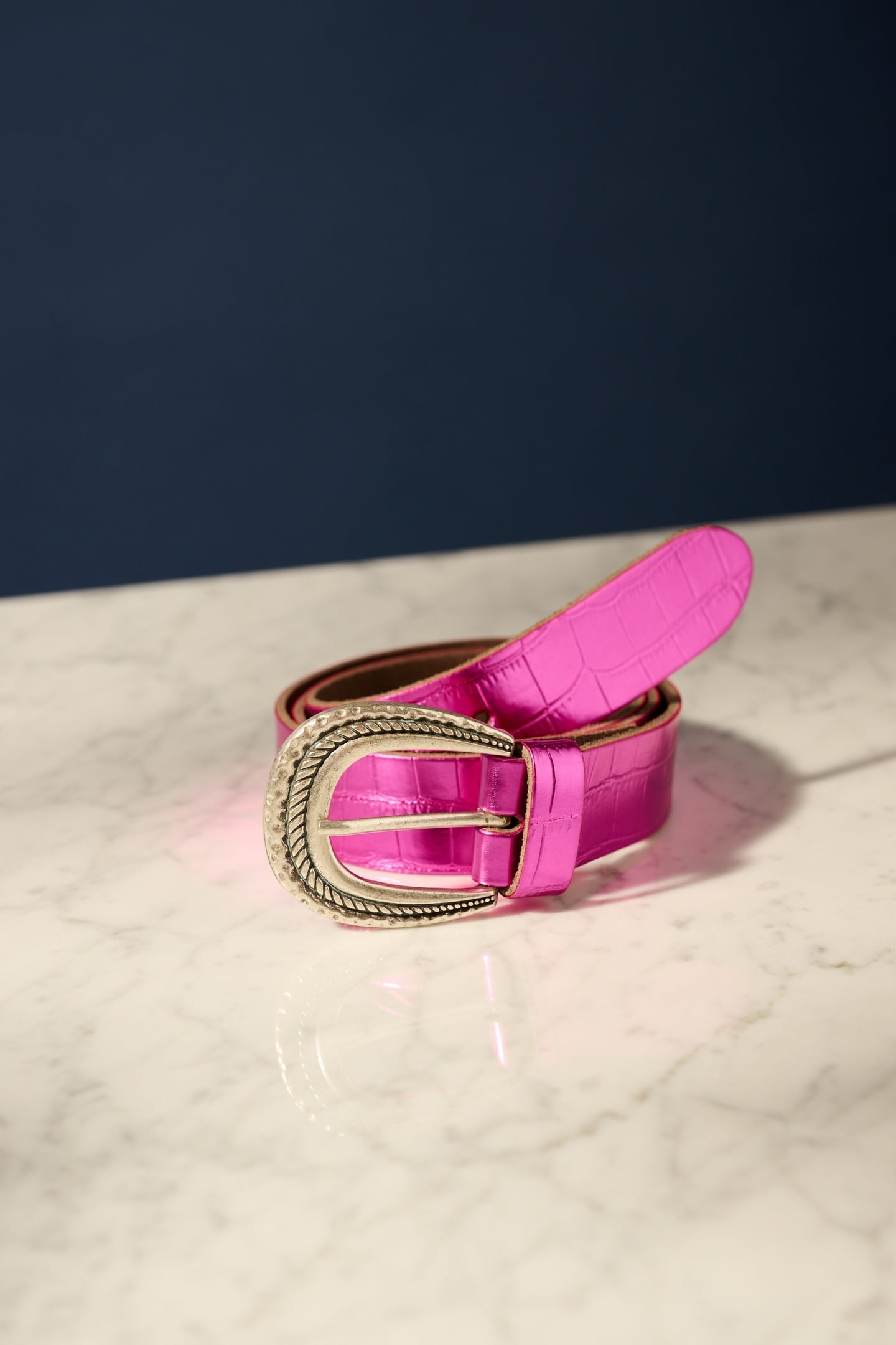 BELT - METALLIC FUCHSIA CROCO 2