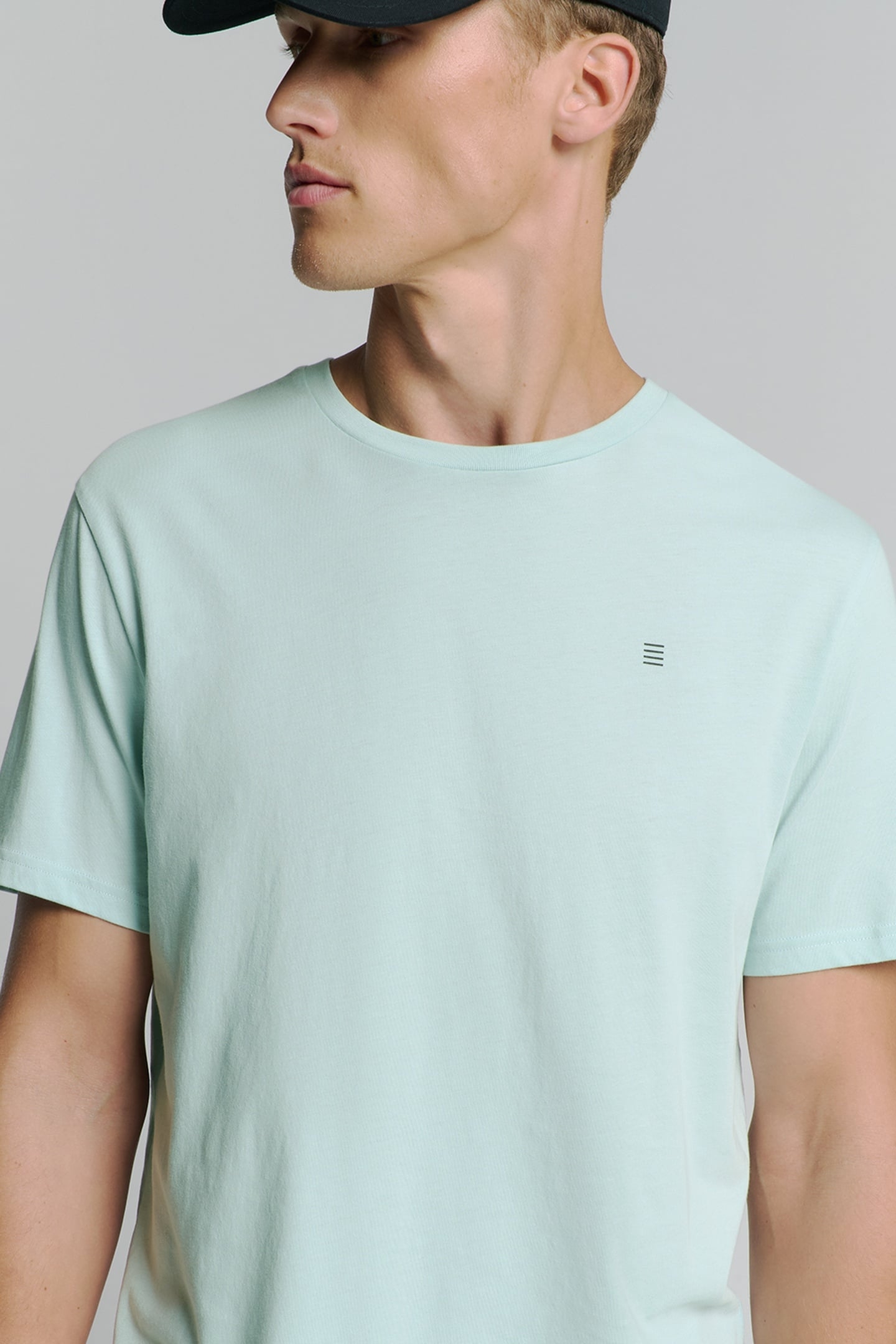 T-SHIRT CREWNECK SOLID BASIC ICE 3