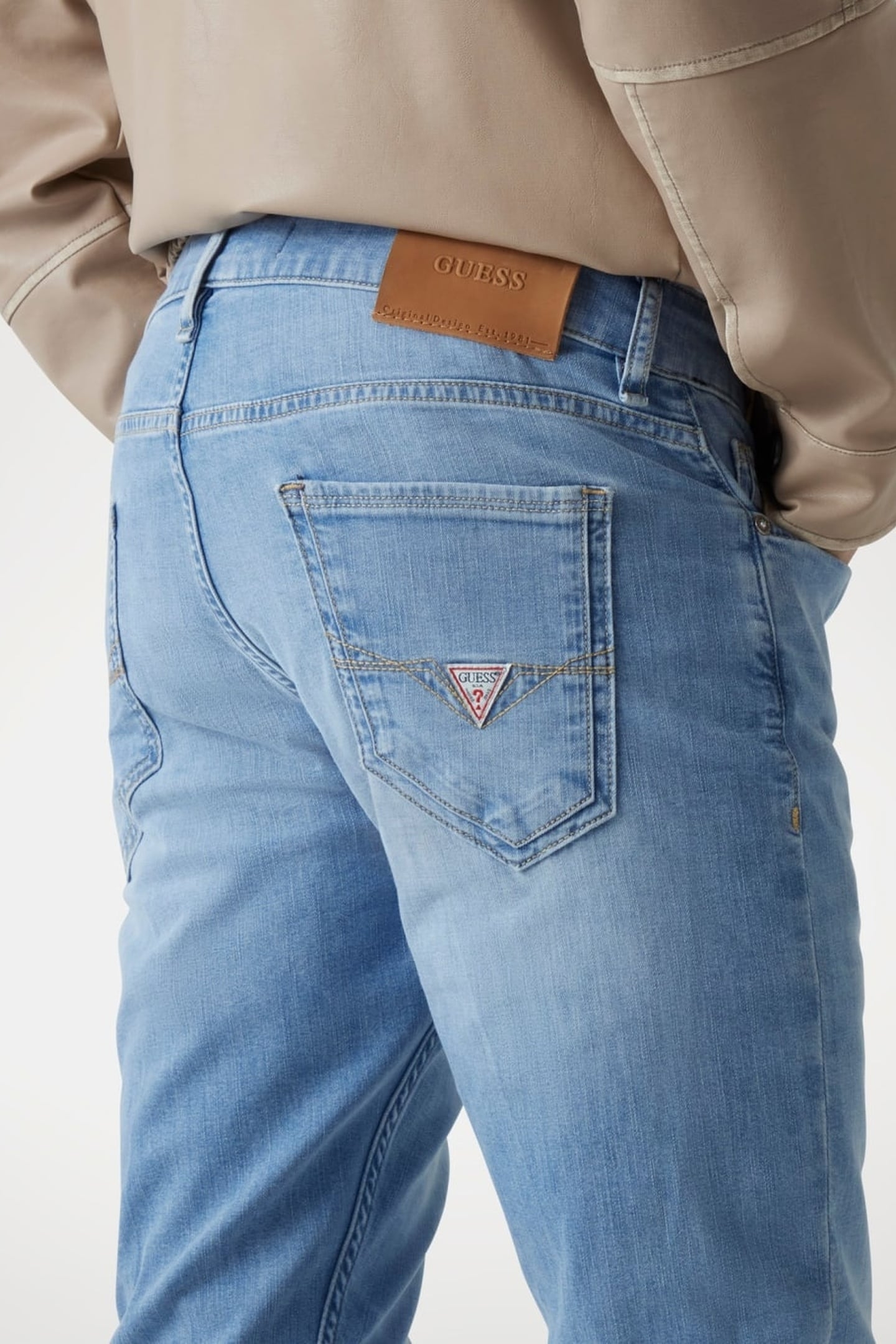 GUESS ECO MIAMI THE CLEARWATER 4