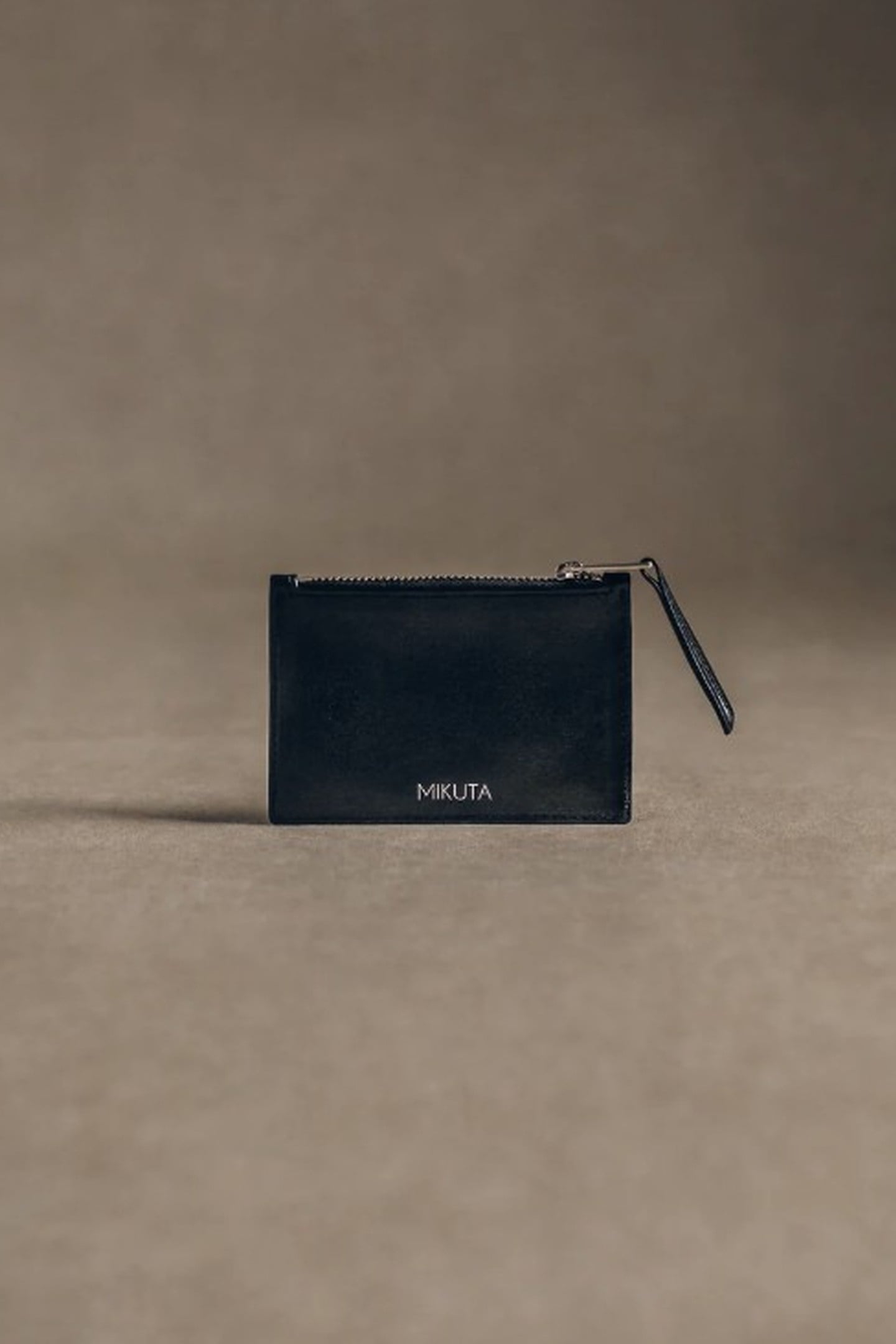THE BLACK LEATHER WALLET BLACK 1