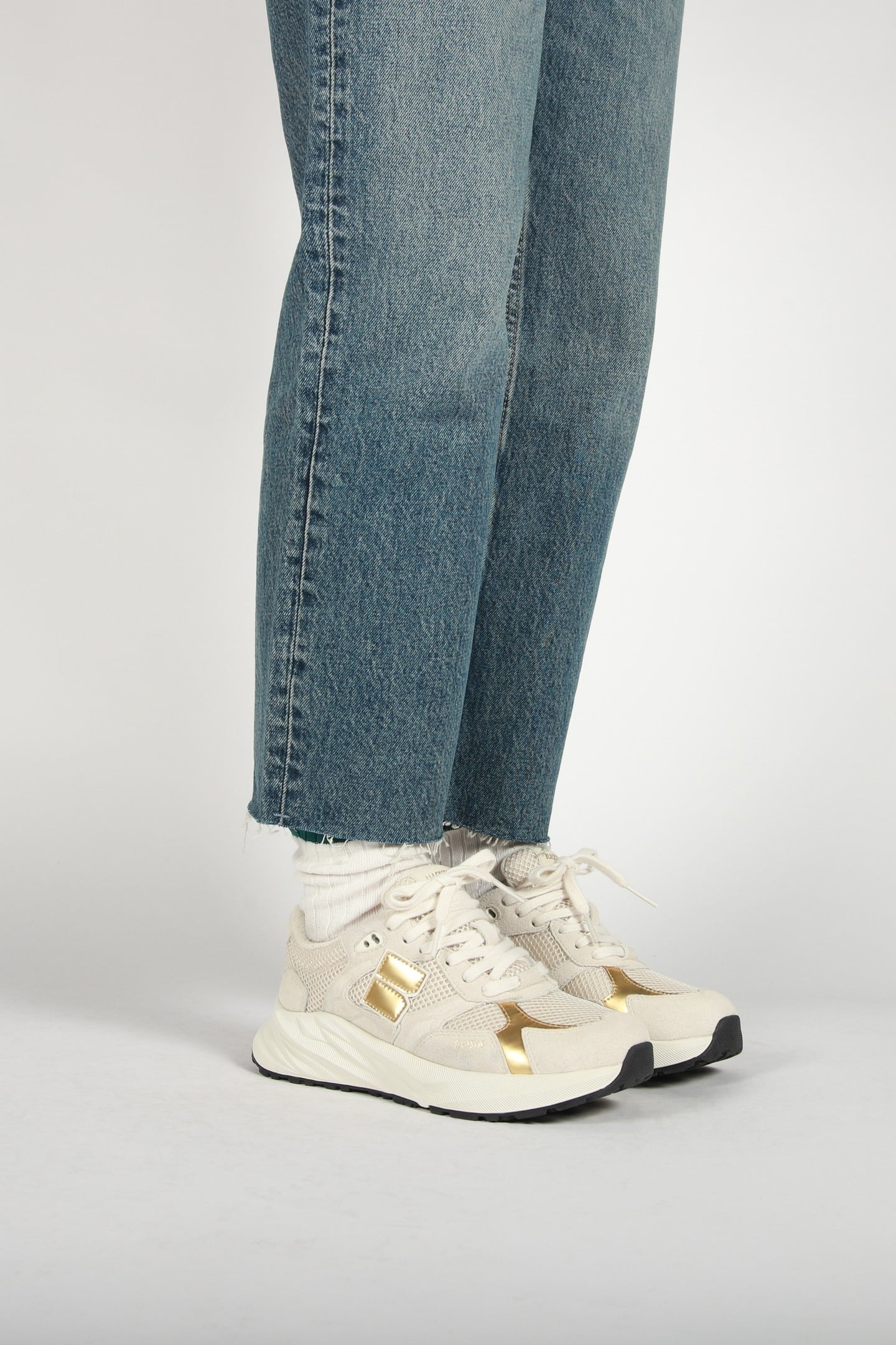 FLINT MARVEL ARTIC WOLF GOLD 3