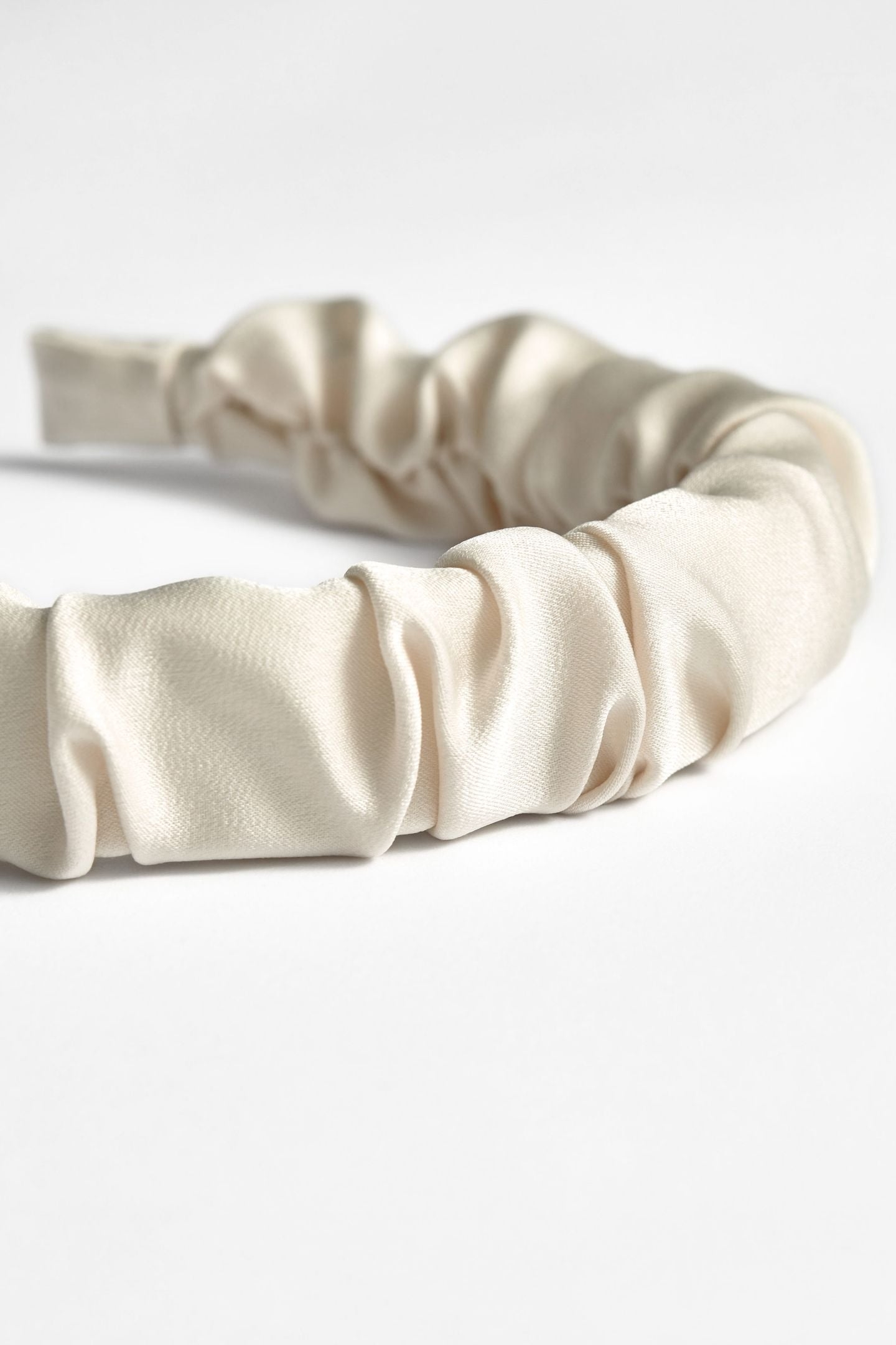 YTTER ALICE BAND WHITE 2