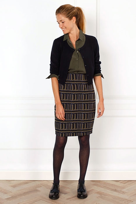 SKIRT WITH DARTS PRINT 4