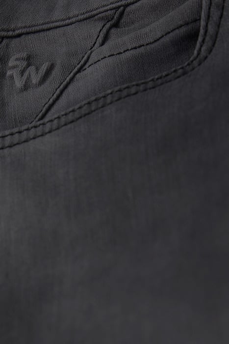 TROUSERS WOVEN LONG 24001791 ALMOST BLACK 2