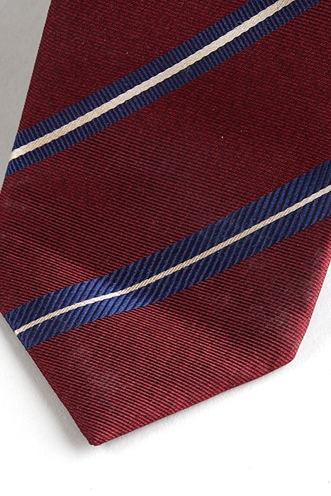 RM19W-C2207_A-000_ALE RED 2