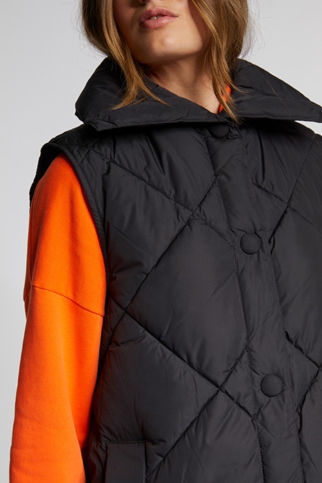 QUILTED NYLON VEST BLACK 4