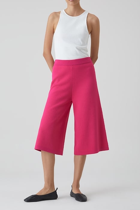 WOMEN KNITTED CULOTTE SHORTS RASPERRY PINK 1