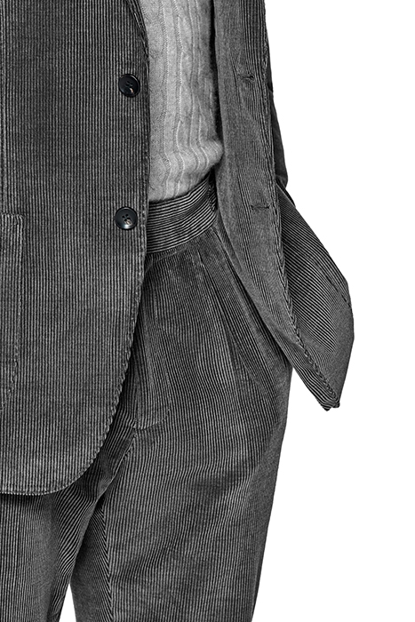 MID GREY HAVANA SUIT 8