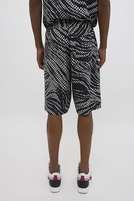 BLACK BERMUDA SHORTS, CHECKERBOARD FLAG MOTIF 2