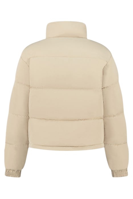 HESTER PUFFER HUMMUS 3