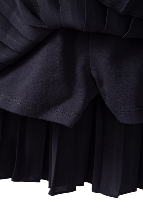 GIRLS’ NAVY PLEATED SKORT 5