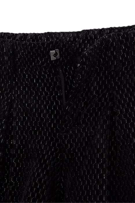 GIRLS’ BLACK TEXTURE, LUREX, JACQUARD VELVET KNIT SHORTS BLA 3