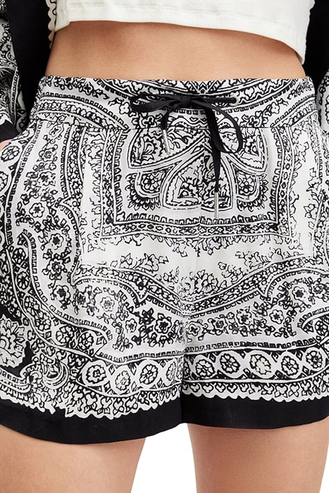 ALEIDA RAFAELA SHORT BLACK/WHITE 7