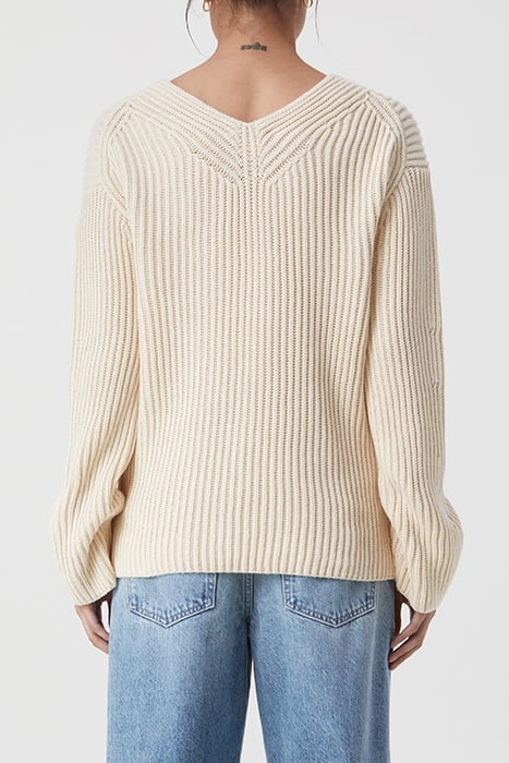 V NECK LONG SLEEVE IVORY 2