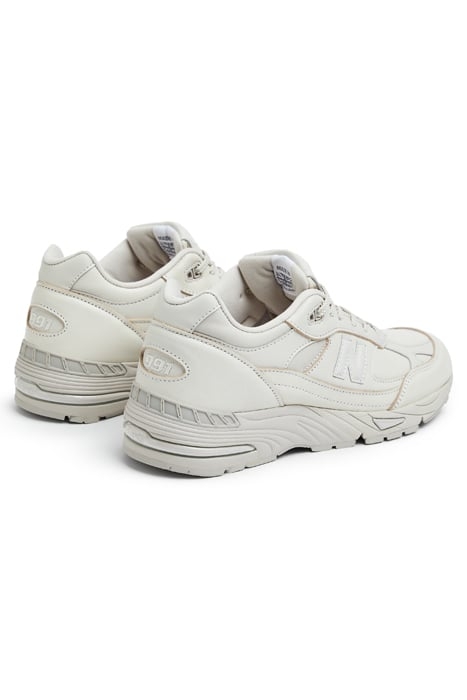 M991OW SNEAKERS IN LIGHT GREY 6