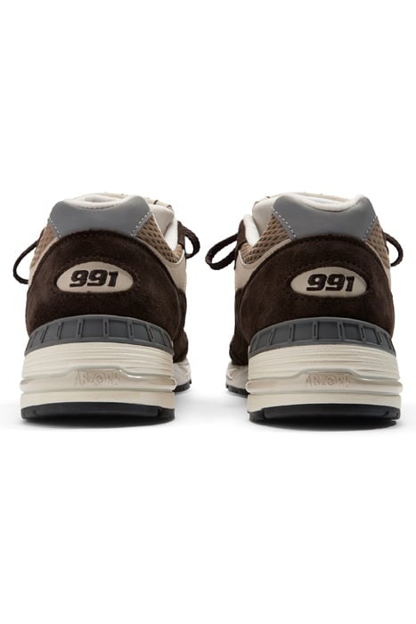 M991BGC SNEAKERS IN BROWN / BLACK 4