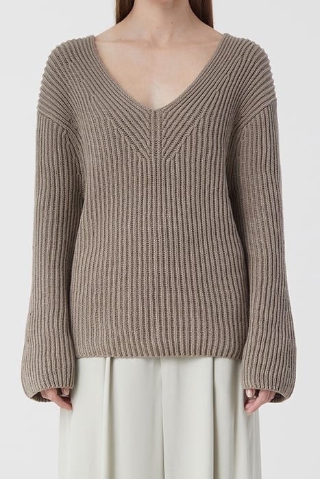 V NECK LONG SLEEVE KNITS BROWN SUGAR 1