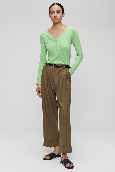 HENLEY RIB TEE GRASS GREEN 1