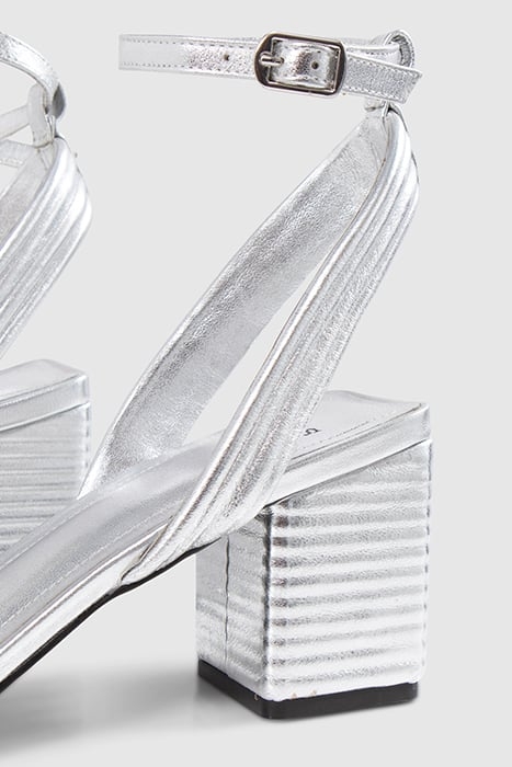METALLIC SILVER LEATHER HEELED SANDALS 5