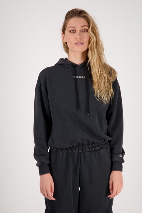 NIENKE SWEATER WASHED BLACK 1