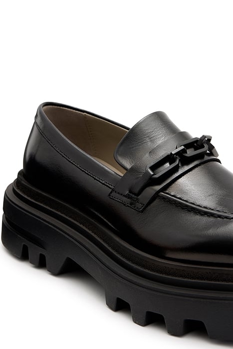 ALEXIA CHAIN LOAFER BLACK SHINE 6