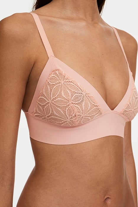 CO BRA WF TRIANGLE LACE OPALE 3