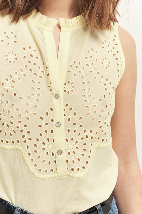 CANDIE - MIMOSA TOP WITH COLLAR AND EMBROIDERED TRIM 2