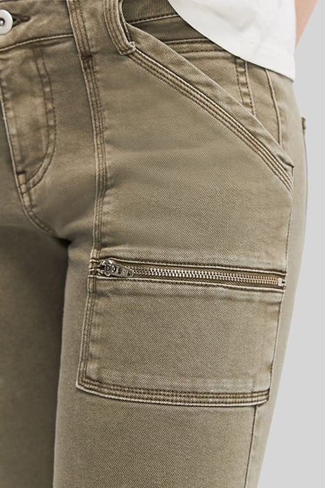 SLIM LOW WAIST 7/8 JEANS 5