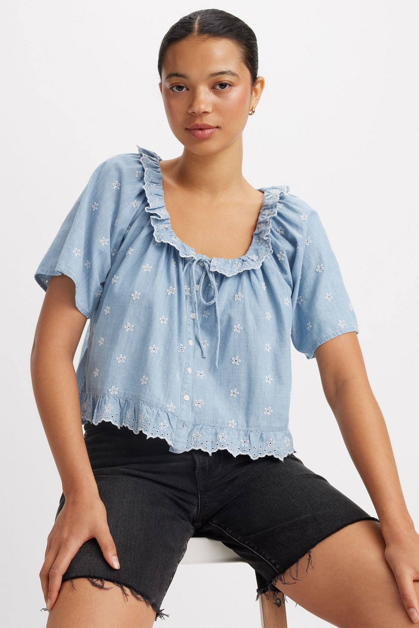 LYKA SHORT SLEEVE LIGHTWEIGHT BLOUSE 5