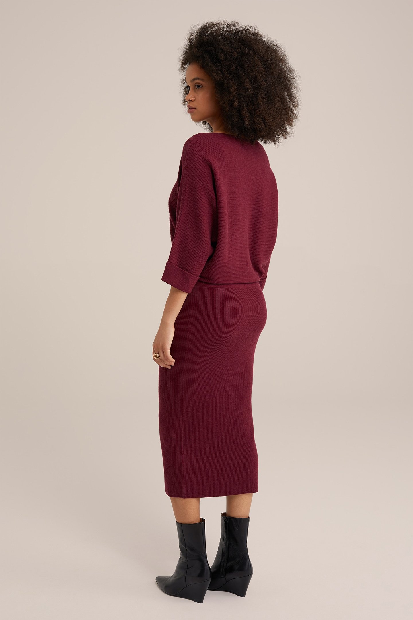 DRESS MID LENGTH VINTAGE RED 2