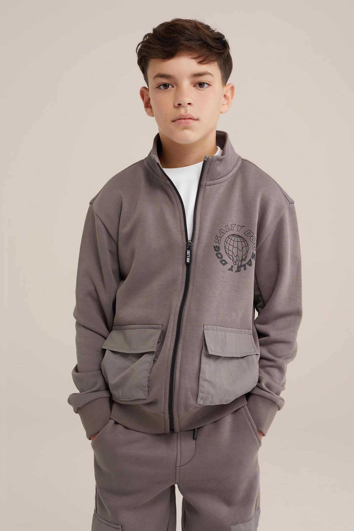 CARDIGAN WITH ZIPPER GREY 1