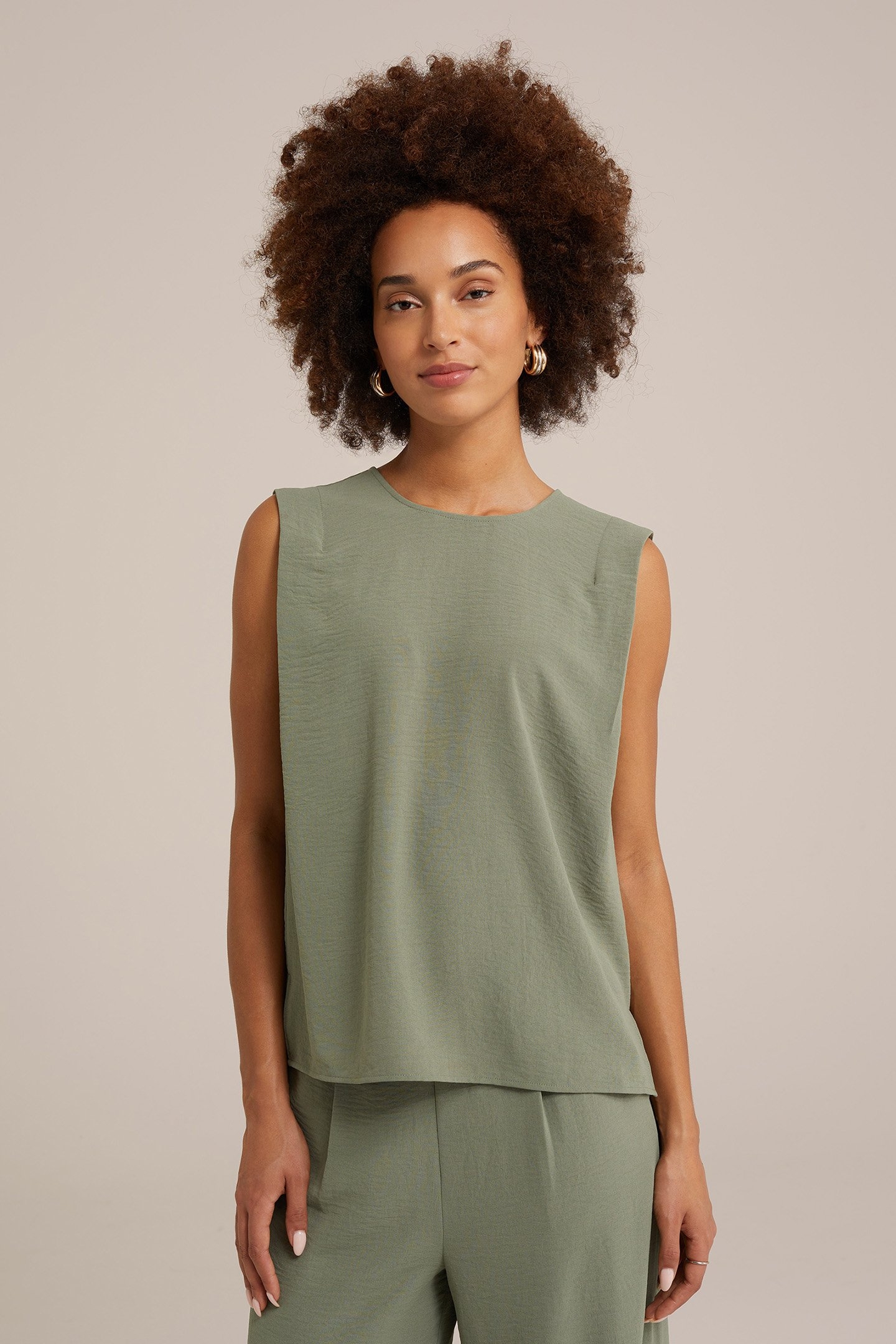 T-SHIRT LIGHT GREEN 1