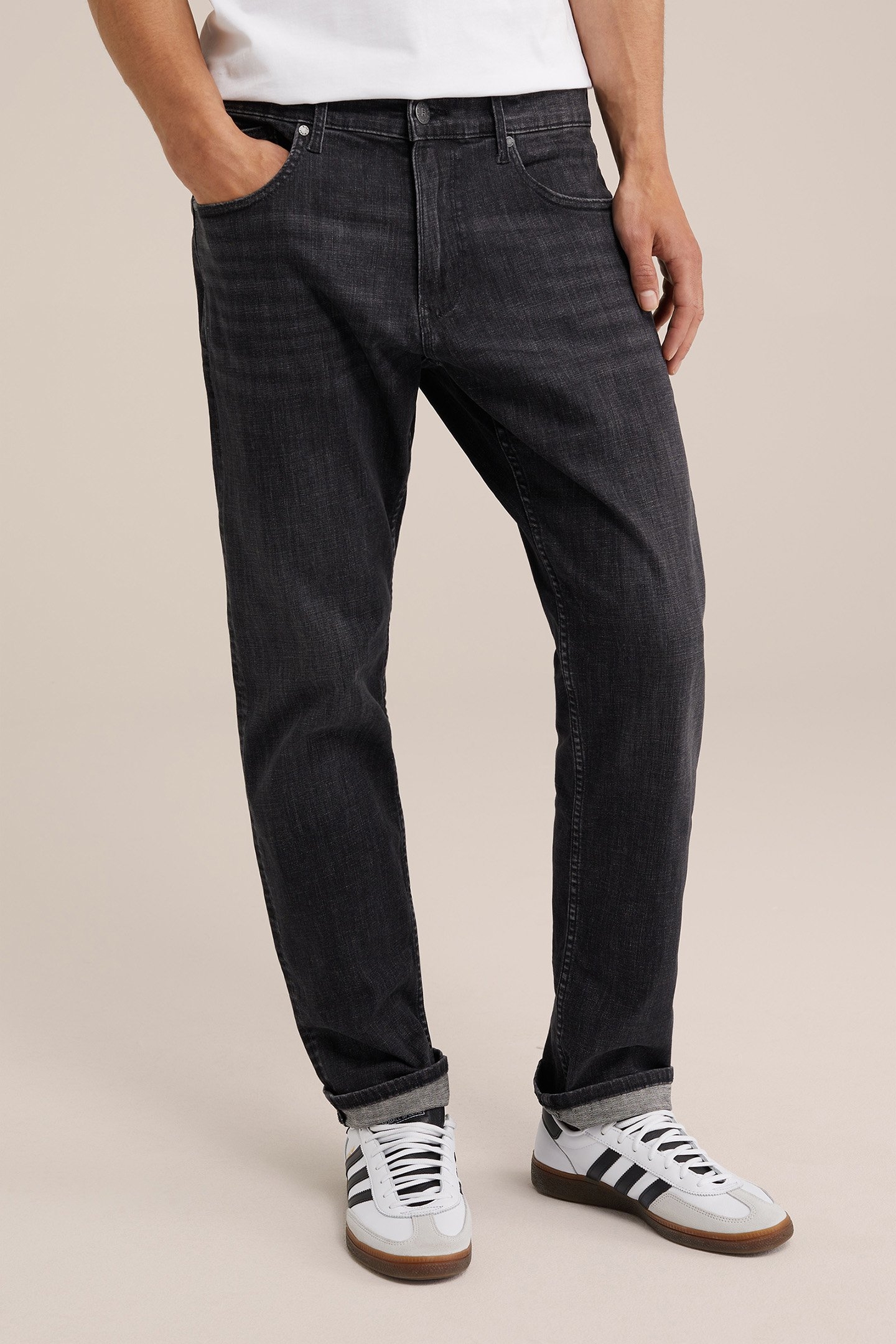 5-POCKET MID WAIST BLACK 1