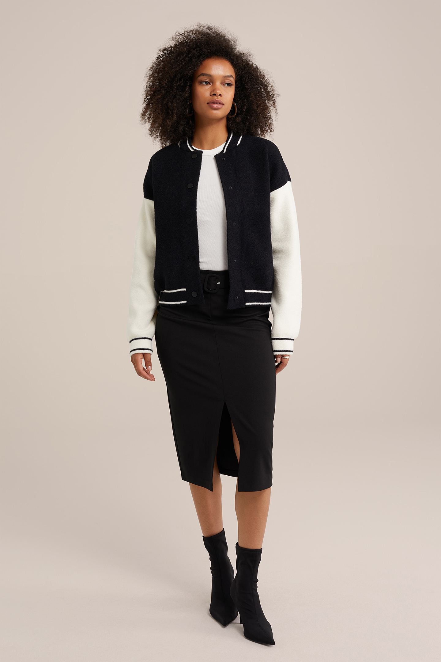 SKIRT MEDIUM LENGTH BLACK 3